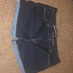 3 pairs of cuffed midi length jean shorts